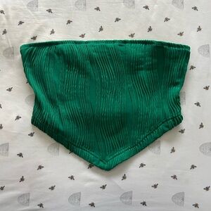 green wavy bandeau top🌿